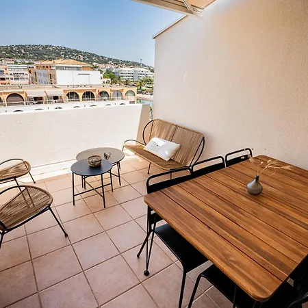 T3 Renové Avec Terrasse à Deux Pas Des Plages
